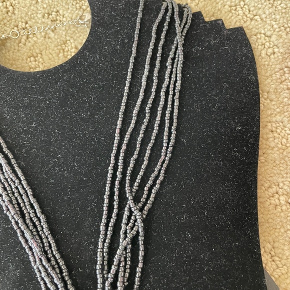 NECKLACE with multi-strand beads - Picture 3 of 4